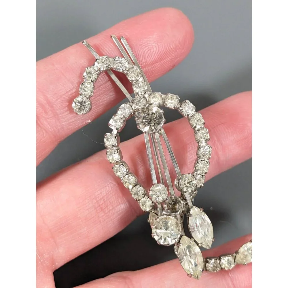Vintage Clear Rhinestone Floral Bouquet Leaf Silver Tone Brooch Paste‎ Pin Spray